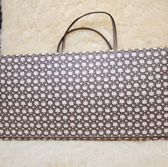 ‼️SOLD‼️Kate Spade Tote - Picture 8 of 9